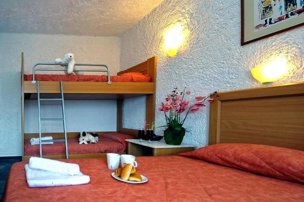 Karteros Hotel Extérieur photo
