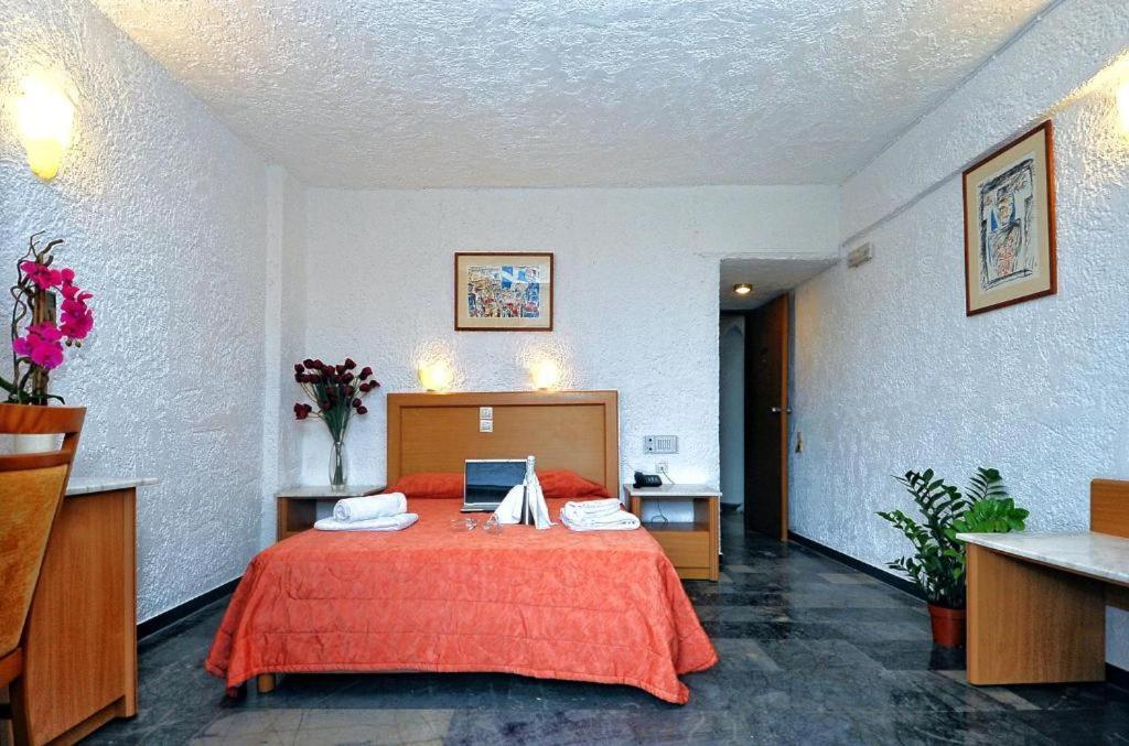 Karteros Hotel Extérieur photo